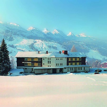 Kurhaus Sunnehus Hotel Wildhaus Exterior photo